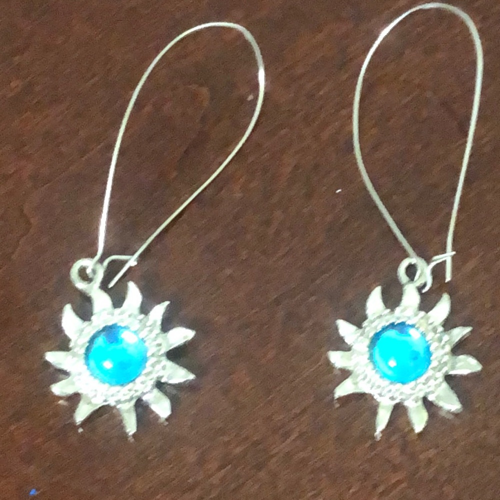 🌞 Vintage turquoise 80s avant-garde sun earrings for pierced ears